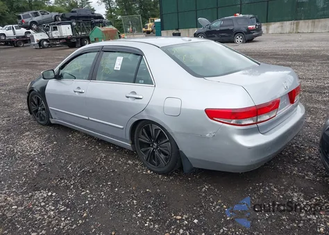 2004 Honda Accord 2.4 Ex from USA, damaged, VIN 1HGCM56884A039089